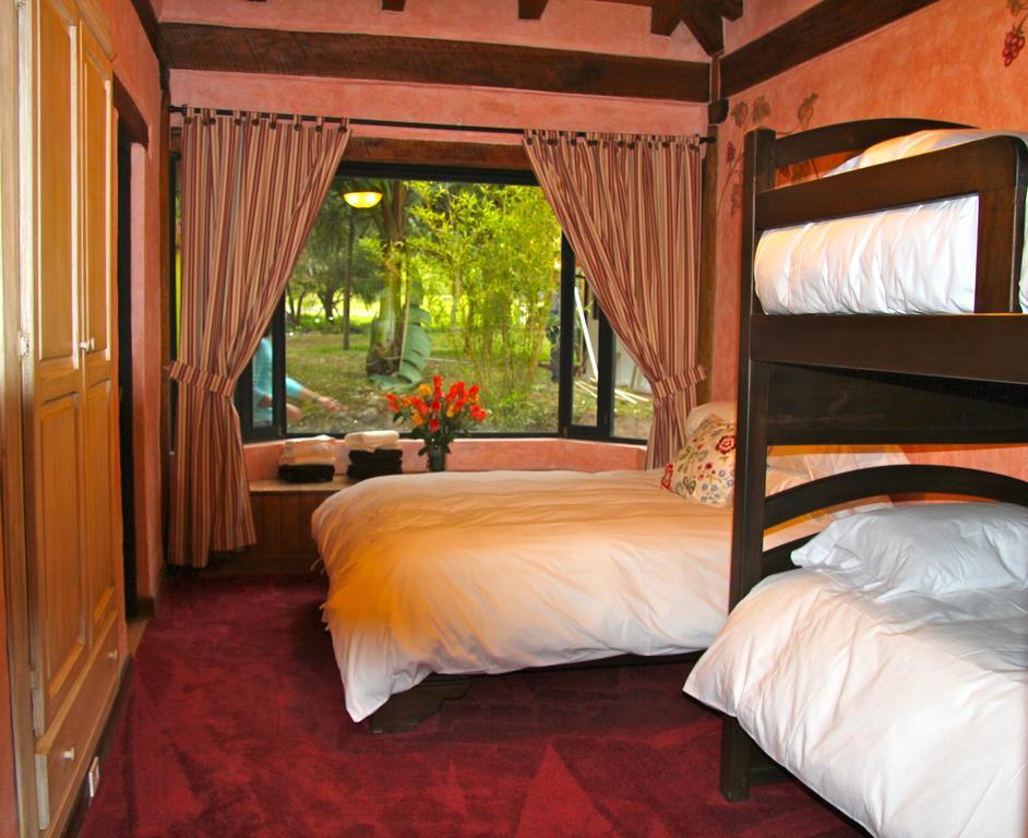 Bed and Breakfast Hacienda San Juan De La Vega à Otavalo Extérieur photo